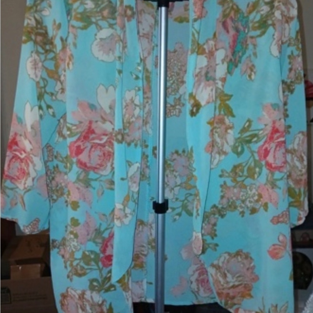 Floral Light Blue Women's Kimono Jacket